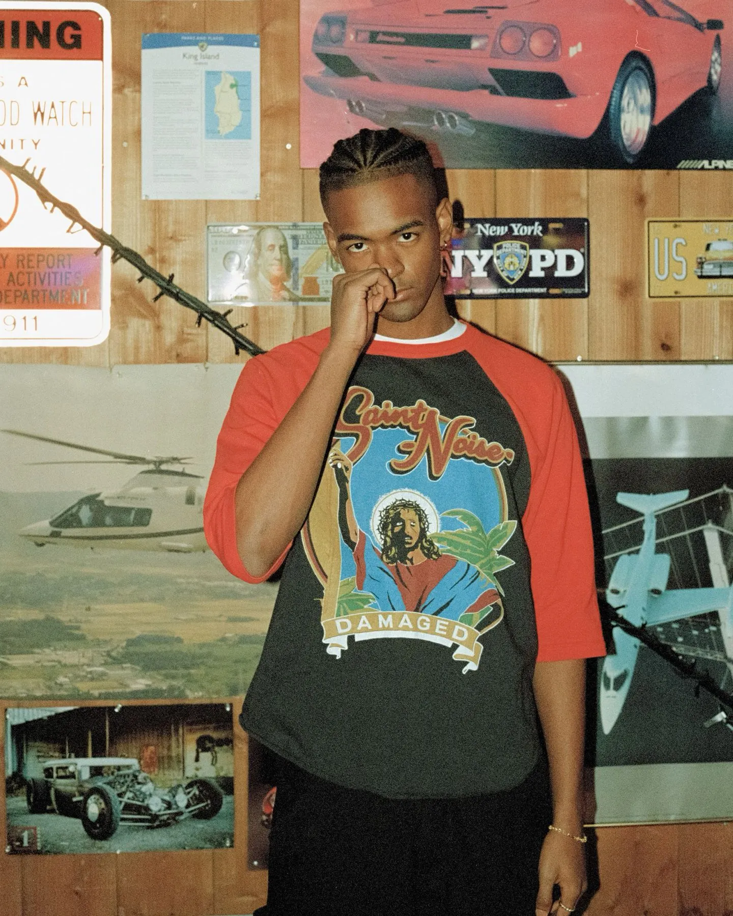 SAINT Mxxxxxx × LASTMAN LM_SS TEE/SNT NOISE/BLK SAINT NOISE Jesus horn sleeve color matching TEE Black and red S-XL LAST MAN joint model Customized accessories Completely matched Horn sleeve color matching Unlocked design Unique and handsome Top printing technology Undifferentiated restoration